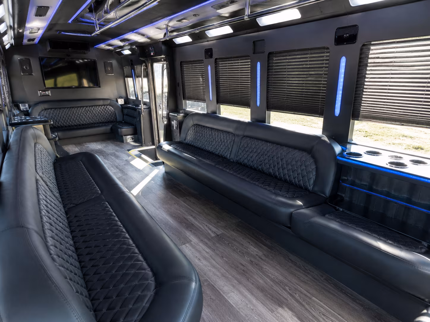 Arcadia Birthday, Sweet 16, & Quinceañera Party Bus Rentals