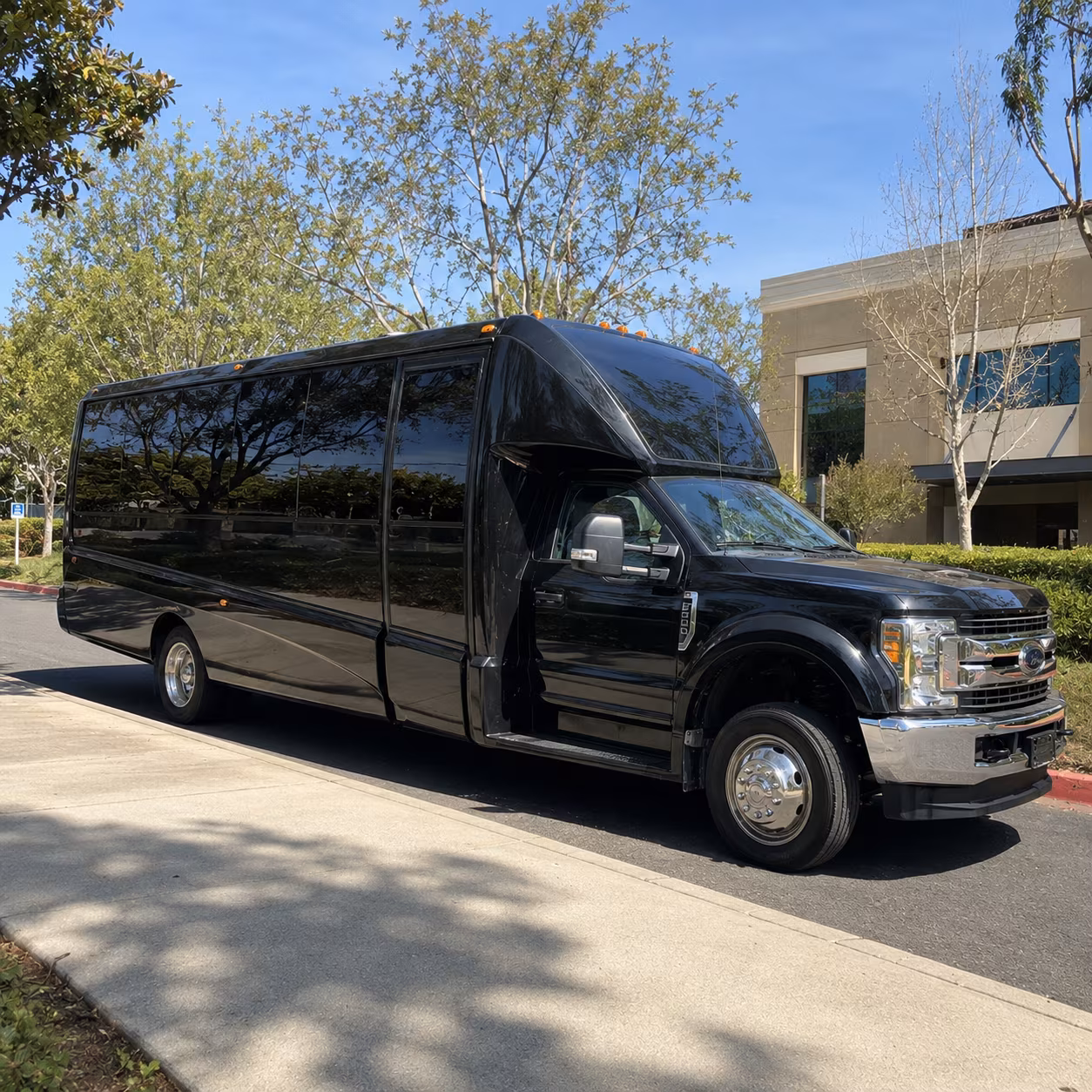 Glendora Homecoming & Prom Party Bus Rentals