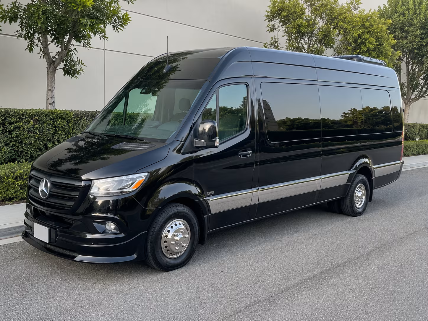 Pomona Airport Shuttles & Transportation