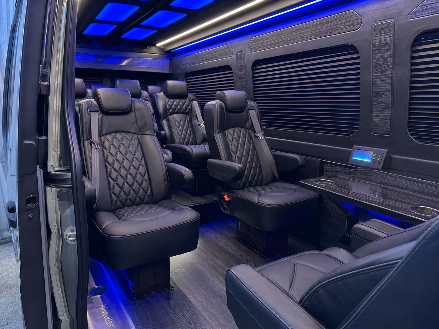 West Covina Airport Shuttle & Transportation route planning