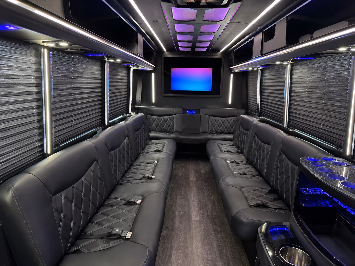 West Covina Birthday, Sweet 16, & Quinceañera Transportation group transportation