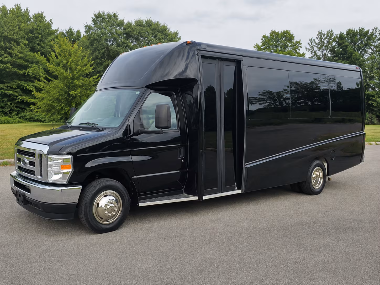 West Covina Corporate Transportation onboard seating