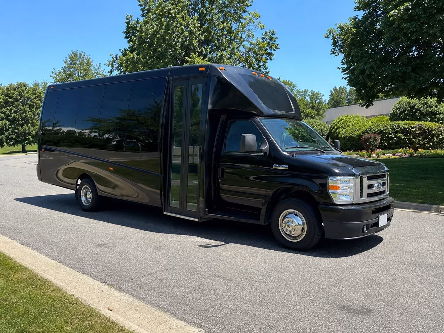 West Covina Winery Tour & Pub Crawl Transportation party bus exterior